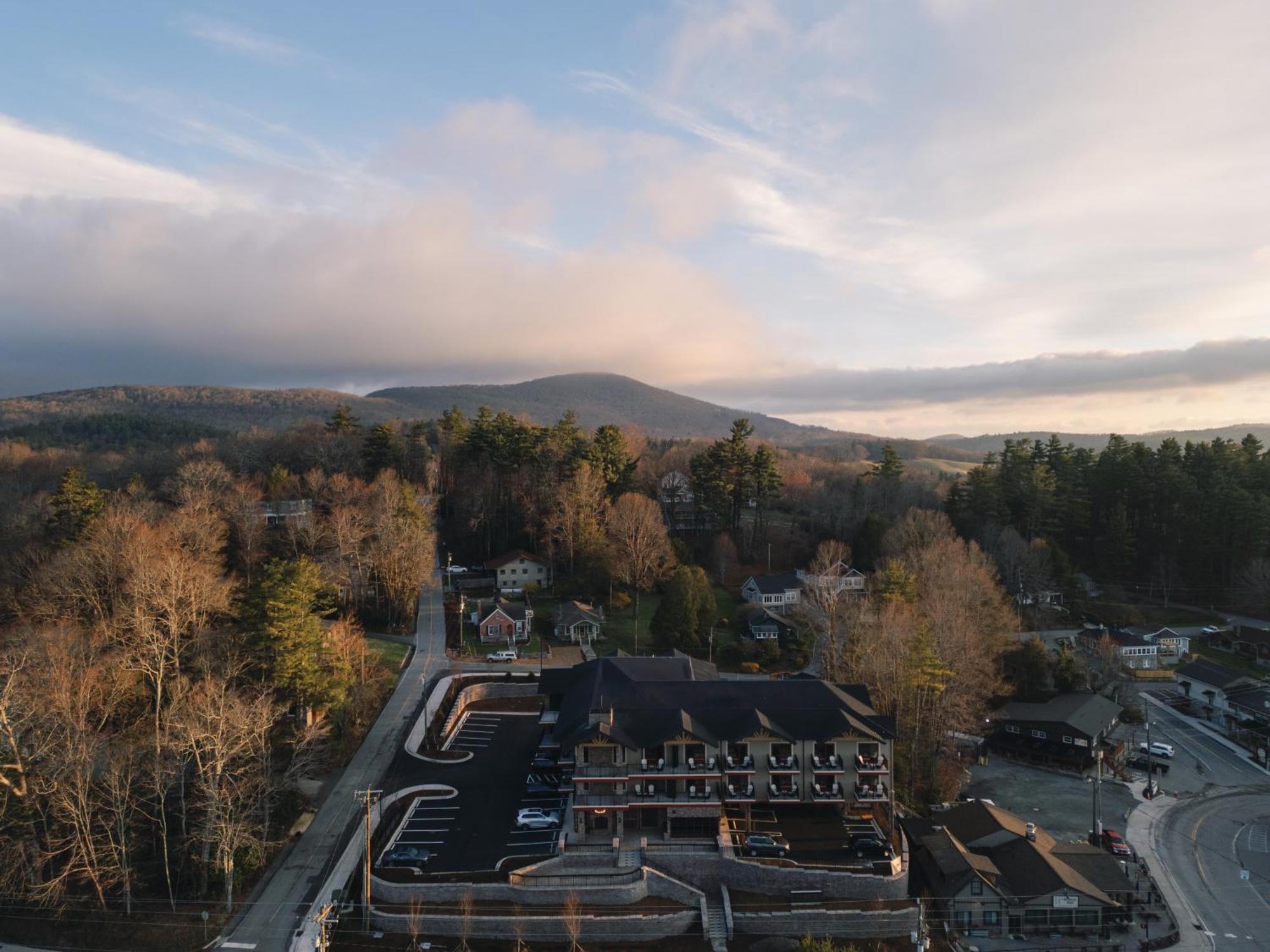 The Embers Hotel Blowing Rock Extérieur photo